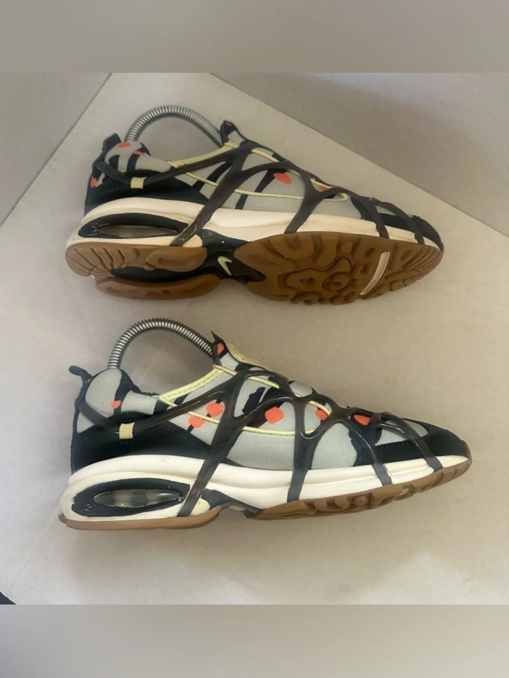 BOY’S, NIKE SHOES, ATHLECTIC, BRAND NEW, MULTI COLOR, SIZE 4